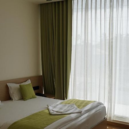 Dn Hotel Kochi Ngoại thất bức ảnh