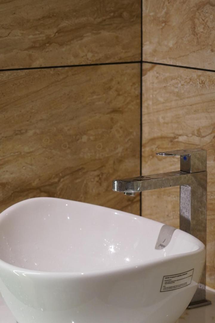 Dn Hotel Kochi Ngoại thất bức ảnh